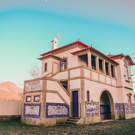 מלון סלוריקו דה באשטו Estacao Ferroviaria De Mondim De Basto מראה חיצוני תמונה
