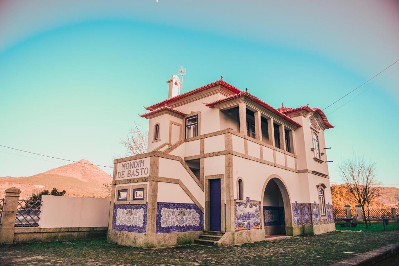 מלון סלוריקו דה באשטו Estacao Ferroviaria De Mondim De Basto מראה חיצוני תמונה